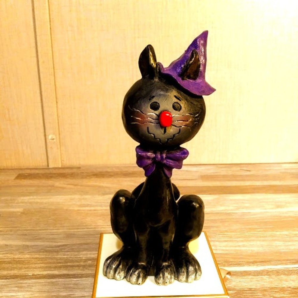 BLACK CAT*SMILING AND DRESSED FOR HALLOWEEN*PURPLE HAT & BOW TIE*